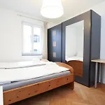 Steps From Sihlcity Free Parking Dining And Transit * Zúrich
