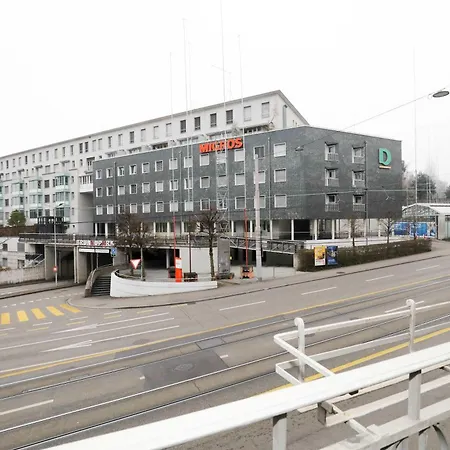 Steps From Sihlcity Free Parking Dining And Transit Апартаменти *