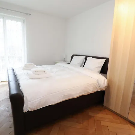 Steps From Sihlcity Free Parking Dining And Transit Апартаменти