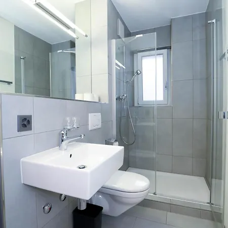 Steps From Sihlcity Free Parking Dining And Transit Апартаменти *