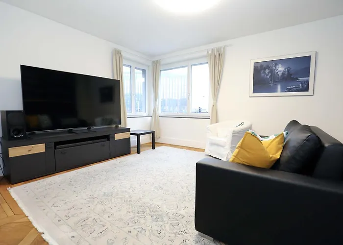 Steps From Sihlcity Free Parking Dining And Transit Appartement