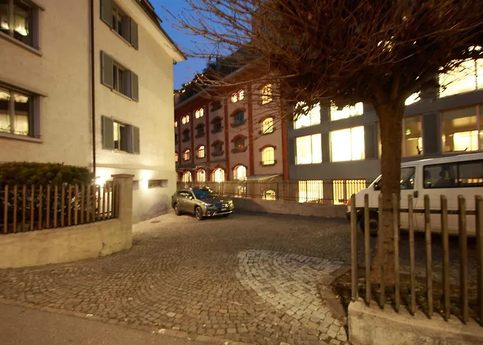 Apartment Steps From Sihlcity Free Parking Dining And Transit Zurich