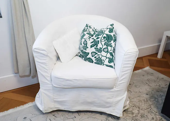 Steps From Sihlcity Free Parking Dining And Transit Apartment Zurich