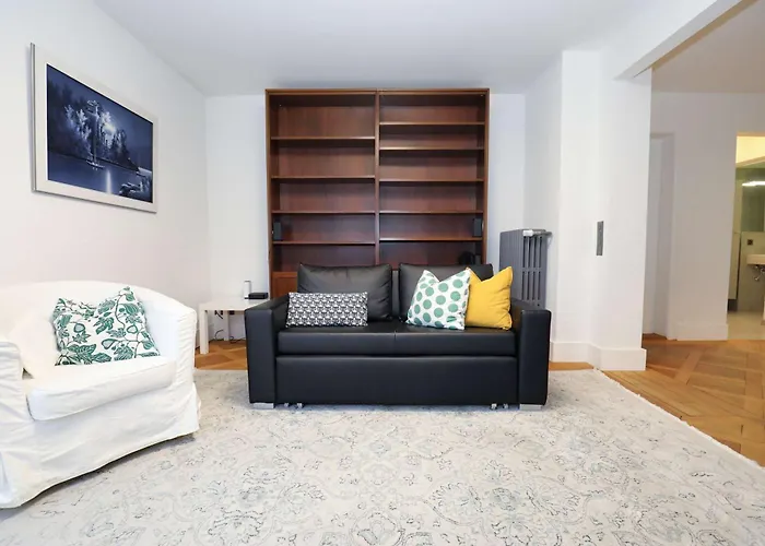 Steps From Sihlcity Free Parking Dining And Transit Apartment *