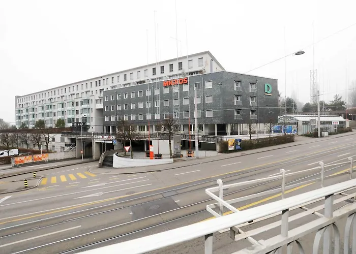 Steps From Sihlcity Free Parking Dining And Transit Apartament *