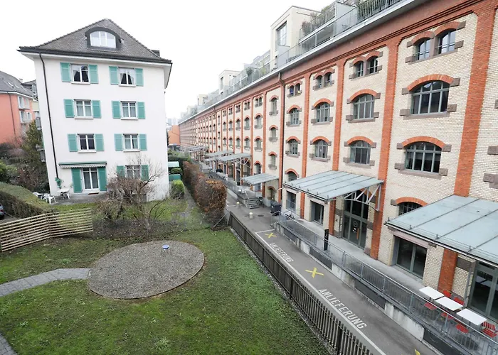 Steps From Sihlcity Free Parking Dining And Transit Appartement