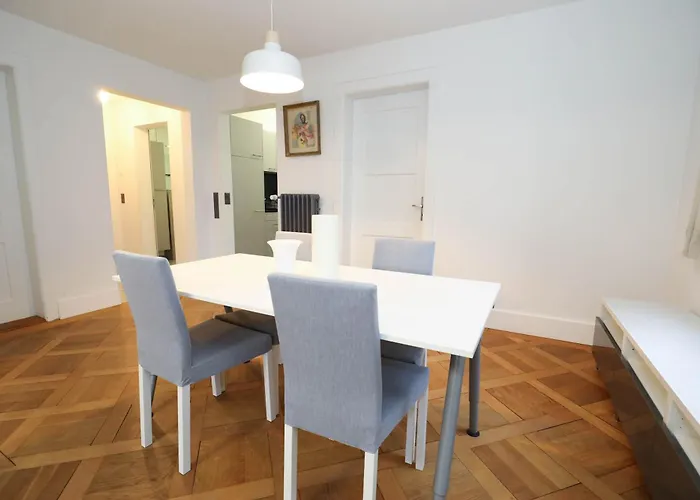 Apartment Steps From Sihlcity Free Parking Dining And Transit