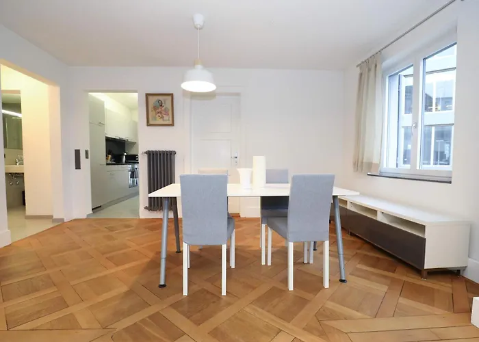 Apartment Steps From Sihlcity Free Parking Dining And Transit Zürich