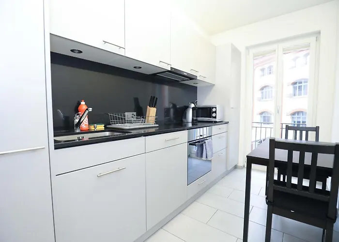 Apartment Steps From Sihlcity Free Parking Dining And Transit Zürich